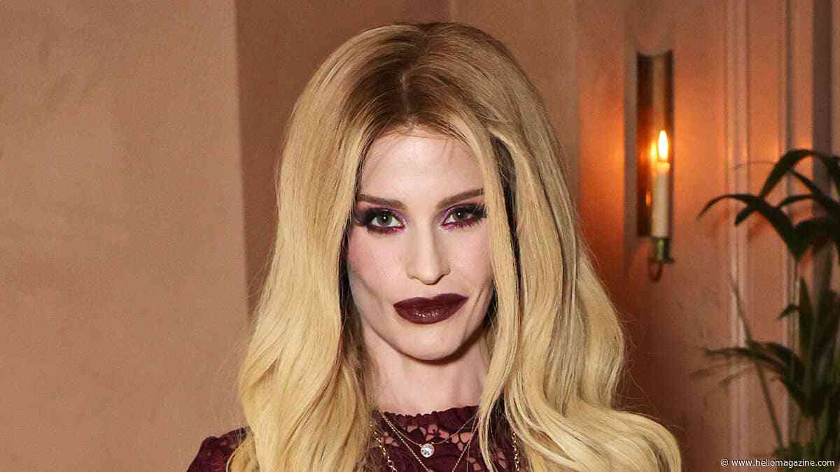 Kelly Osbourne wows in vampy new look amid difficult year