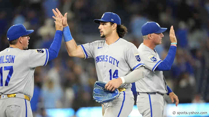 Caglianone goes 5 for 6 with HR, 6 RBIs to power the Royals past the Blue Jays 13-2