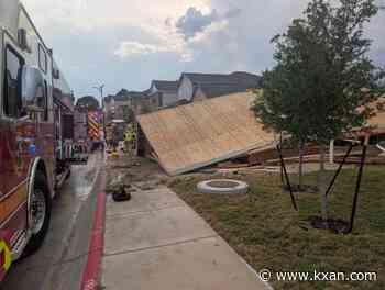 1 dead after under-construction house collapses on workers in south Austin