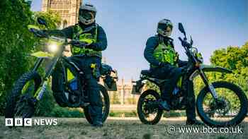 Met gets more e-motorbikes to fight phone thefts
