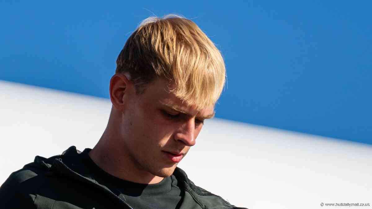Toby Collyer latest as Man United talks continue amid Sergej Jakirovic's Hull City warning