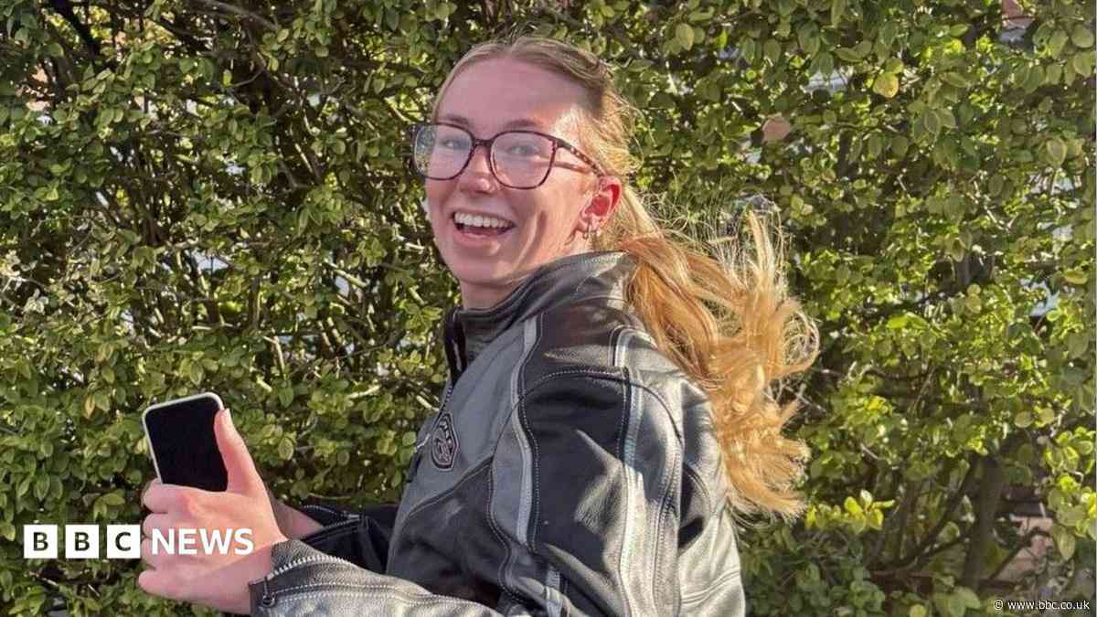 Woman to run half marathon in full bike leathers