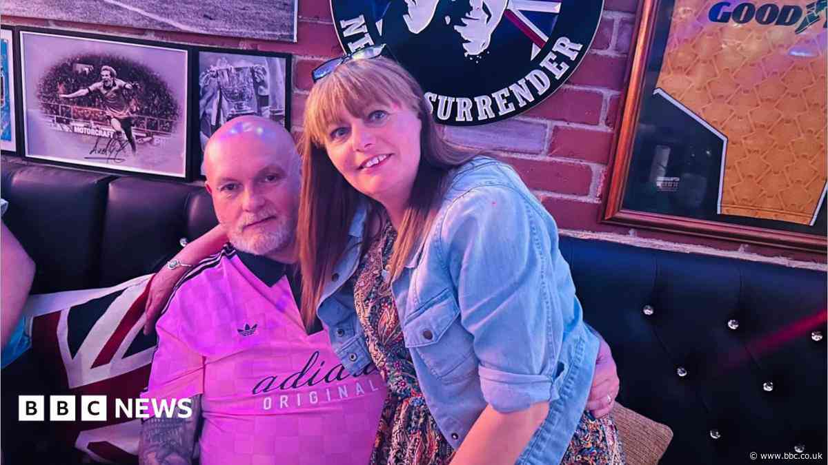 Wolves themed garden shed pub wins top accolade