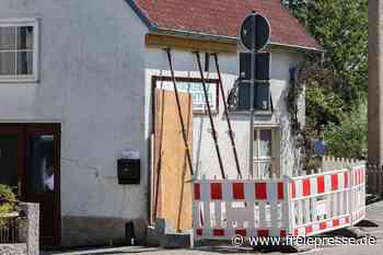 Nach tödlichem Unfall auf B 175 in Waldenburg: Was passiert mit beschädigter Werkstatt?