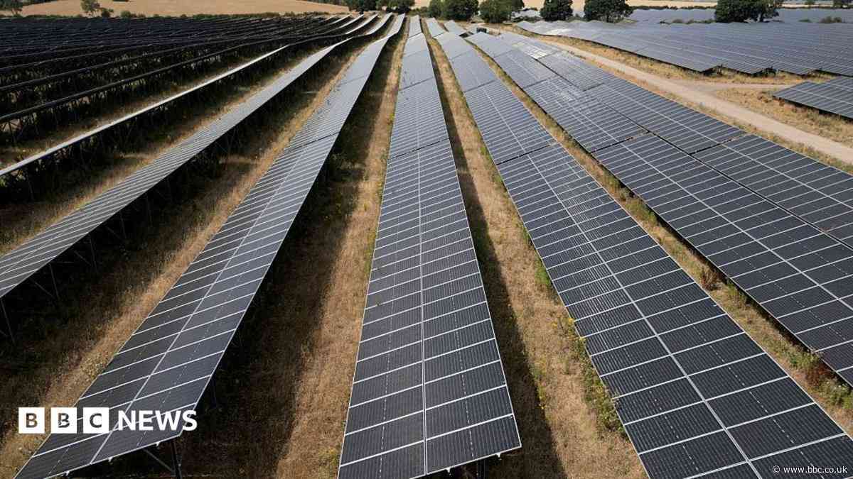 Wrong forms given out in solar farm consultation