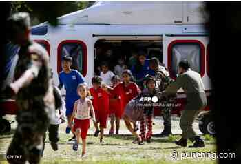 China halts Tibet rescue operation over renewed flood risk 