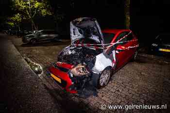 Auto uitgebrand in Arnhem, oorzaak nog onbekend