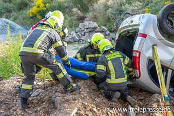Unfall als Übungsszenario: Wehr im Erzgebirge rückt aus