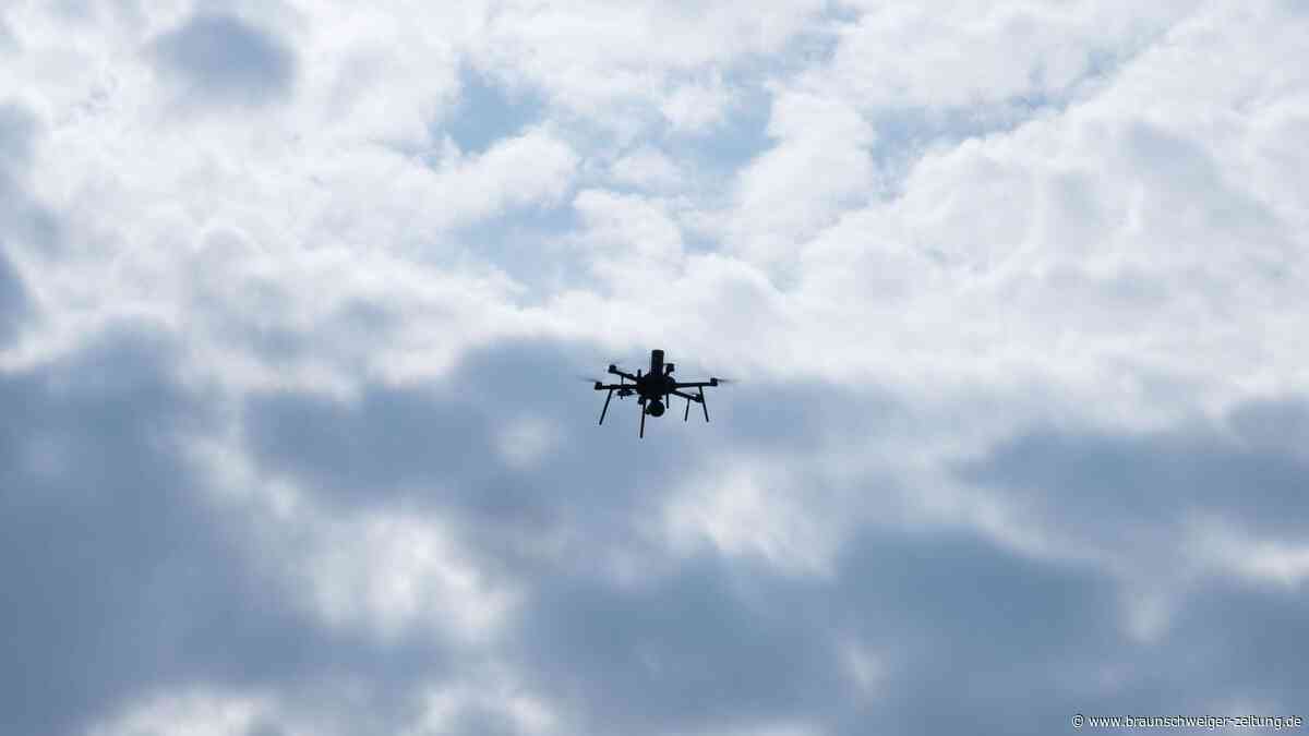 Zwei Flieger umgeleitet: Drohnen-Nervosität in Leipzig hält an