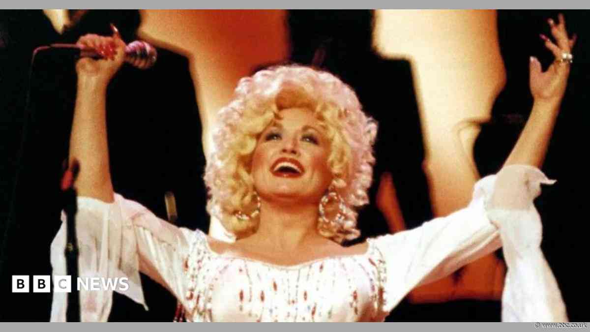 Weekly quiz: Who wrote the novel What Would Dolly Do?