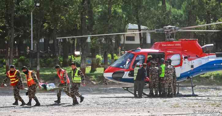 Fears of new floods rise in Nepal after rescue efforts suspended