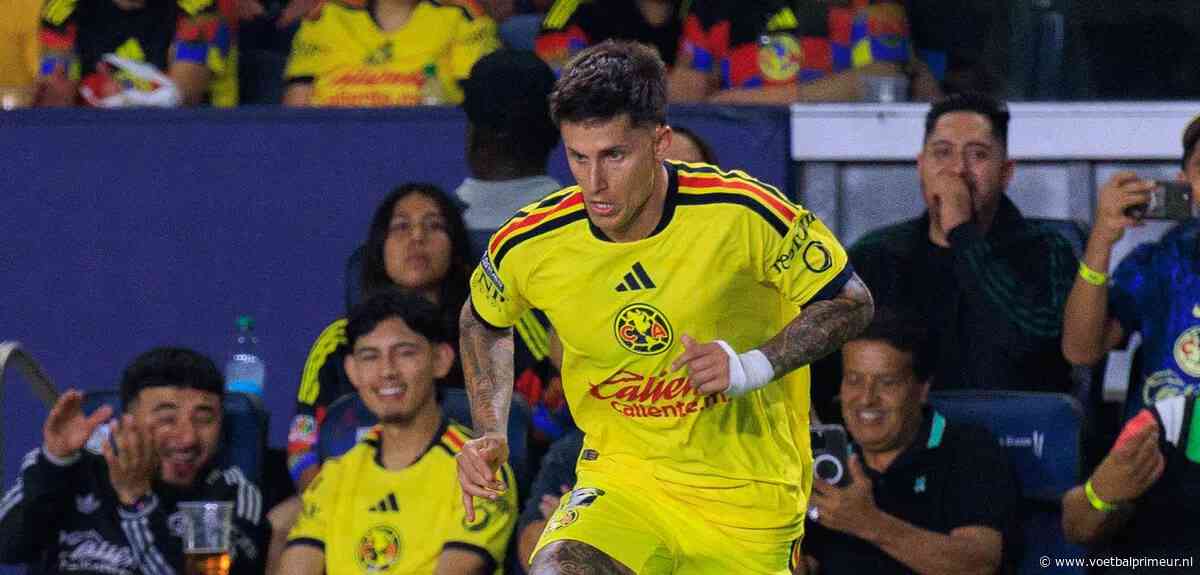 Ajax-transfernieuws slaat in als een bom in Mexico: 'Het is niet eerlijk...'