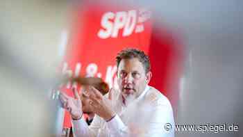 Hohe Spritpreise: Finanzminister Lars Klingbeil will Ölkonzerne zur Kasse bitten, doch die EU zieht bisher nicht mit