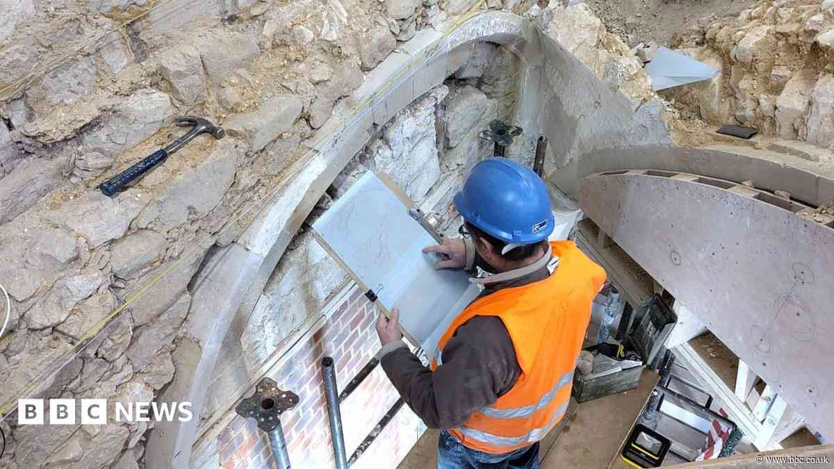 House repairs reveal 'nationally significant' features