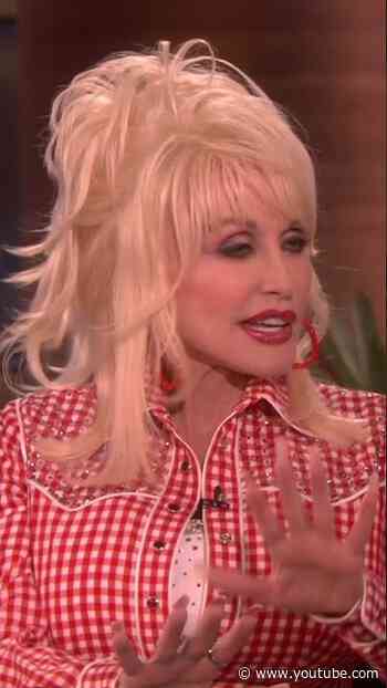 Dolly Parton Always Wears Makeup 💄