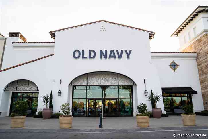 Gap hebt Gewinnprognose an und wechselt die Old-Navy-Spitze aus