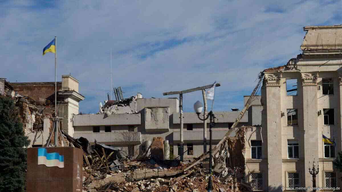 Ukraine-Krieg aktuell: Russischer Massenangriff in der Nacht – Cherson-Einwohner sollen fliehen