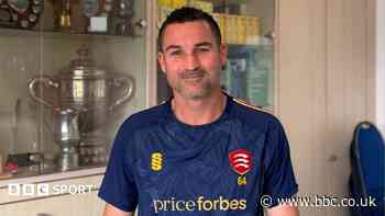 Essex's Elgar - 'It's right time to quit for my family'