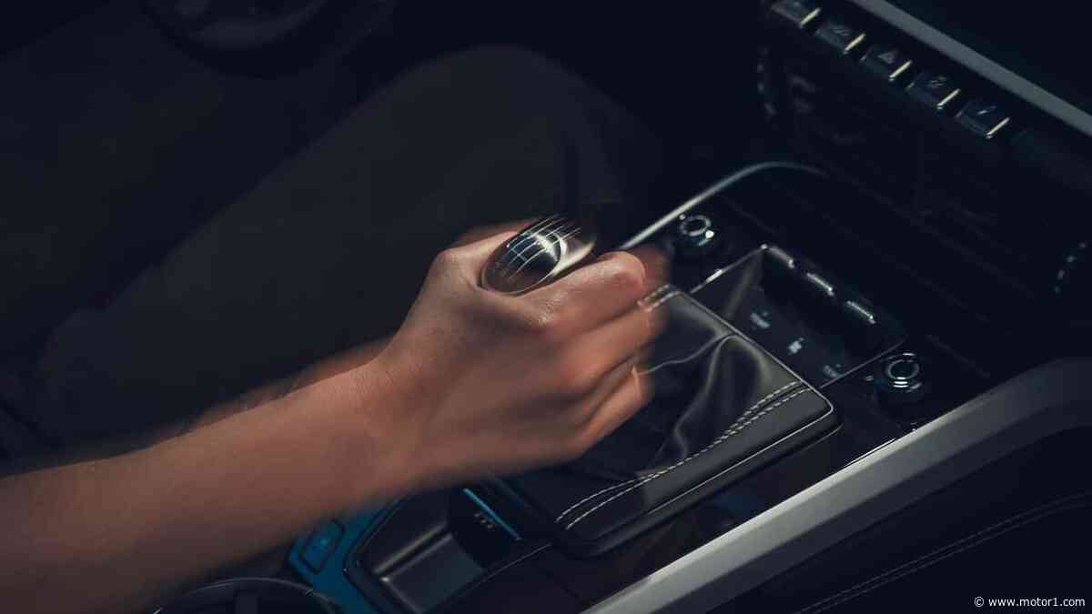 Porsche Wants To Sell Manual Cars Until They’re Outlawed