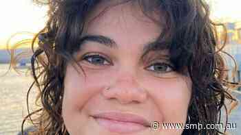 Missing Australian hiker makes contact after Nepal floods