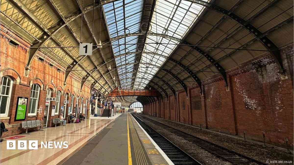 'Middle-aged men' began brawl on busy train