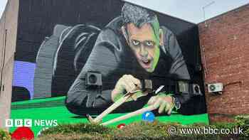 Artist defends 'unfinished' Ronnie O'Sullivan mural