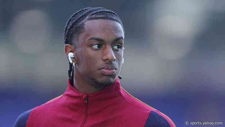 Zirkzee exit could help left-back situation