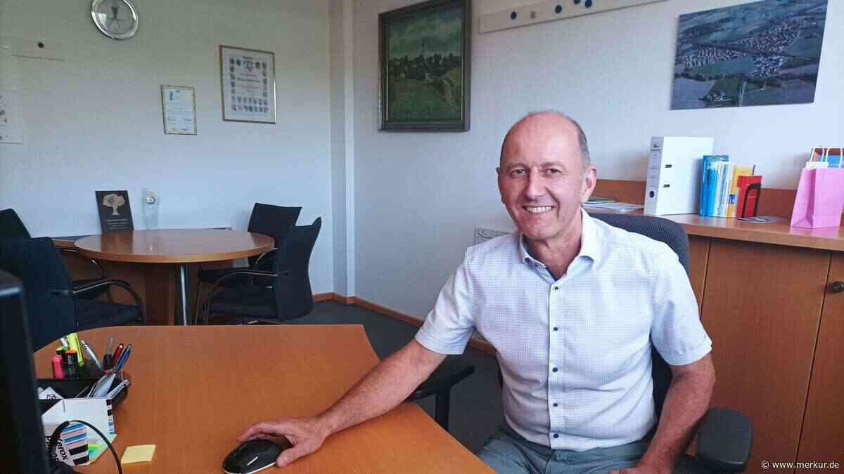 Bürgermeister in Walpertskirchen strukturiert Hof um – für Ehrenamt
