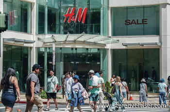 Shorter Hawaii vacations erase 1 million visitor days despite higher arrivals