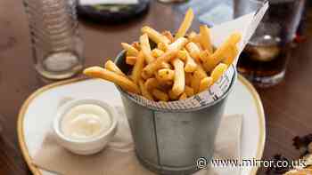 Foods to 'avoid' amid UK salmonella outbreak