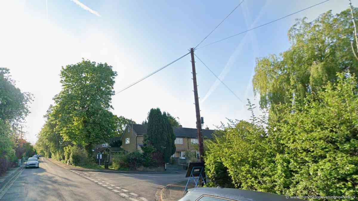 Police update after women in Cheshire town issued warning over hunt for sex offender