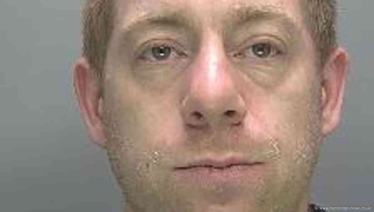Burglar stole £29k worth of jewellery in under two minutes