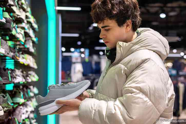 Sportswear giant closes 113 stores as shares plunge