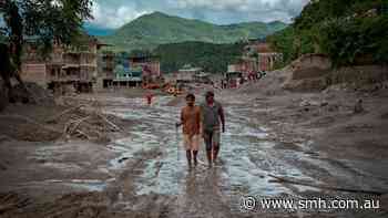 Photo gallery: Flash flooding devastates Nepal and Tibet