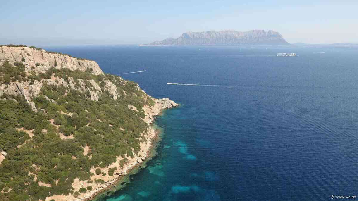 Boot rammt Jugendliche vor Sardinien – an Bord waren 14 Männer ohne Papiere