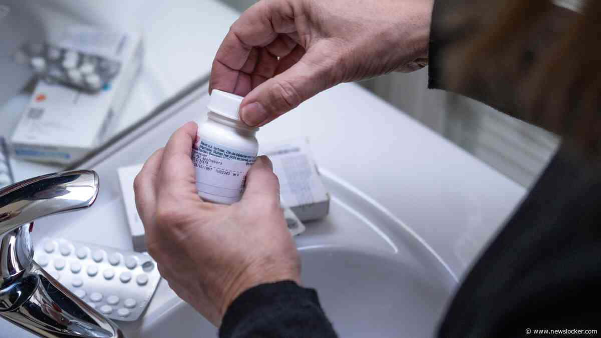 Zorgverzekeraars en apothekers op ramkoers over medicijntekorten: ’Minister moet ingrijpen’