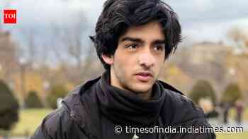 Hrehaan Roshan makes singing debut with ‘This Heavenly Place’