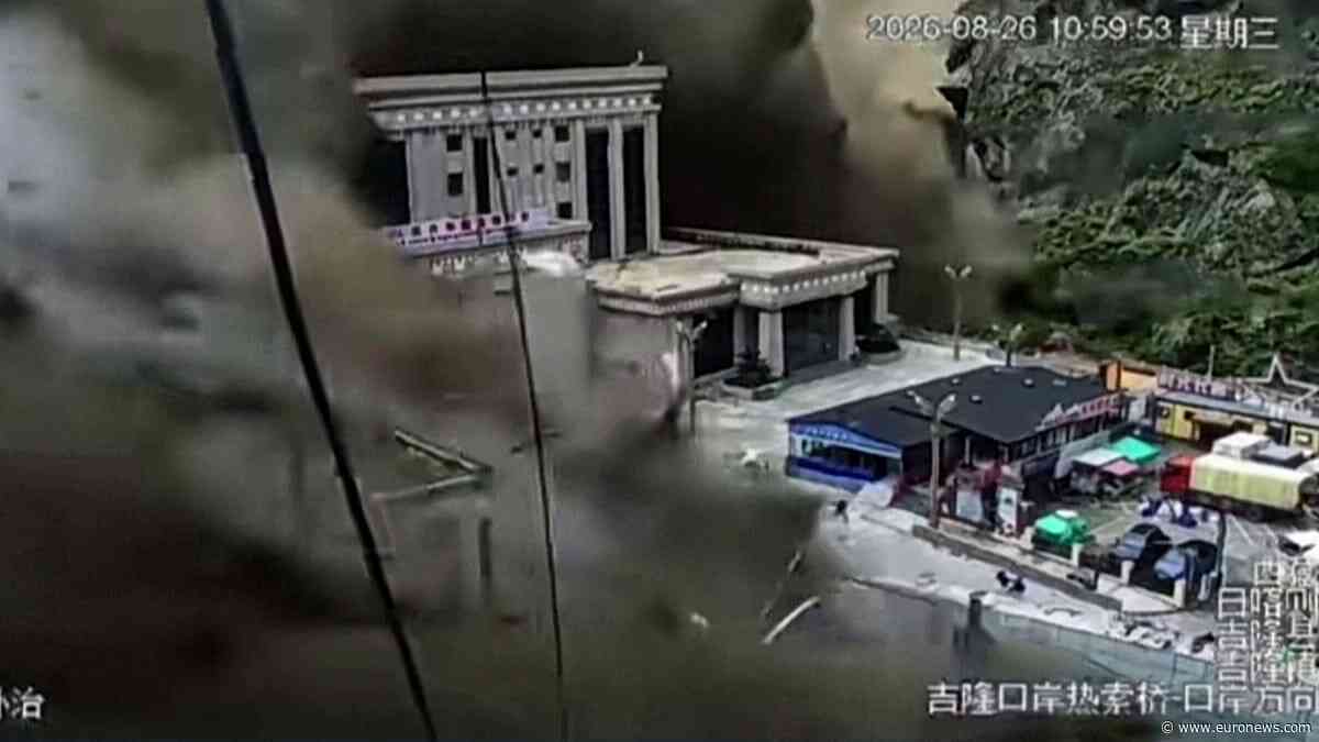 China: Video shows mudslide surging through Gyirong port