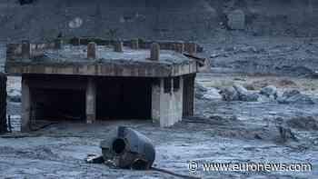 Nepal flash flood: dramatic footage shows Rasuwa valley engulfed