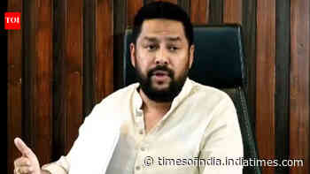 Valmiki scam: Karnataka minister B Nagendra resigns; breaks down on camera