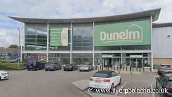 Dunelm shoppers 'don't want to get up' from cosy £24 fleece