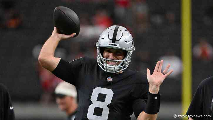 Kirk Cousins dominates Raiders preseason quarterback play but coach Klint Kubiak still won't name the starter