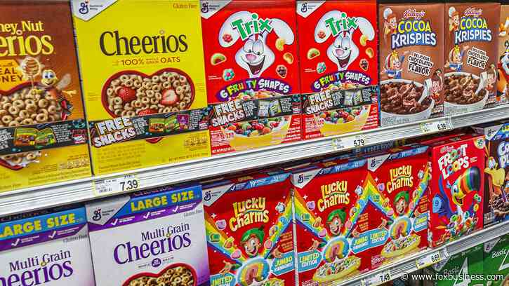 General Mills ditches artificial colors in Lucky Charms, Trix