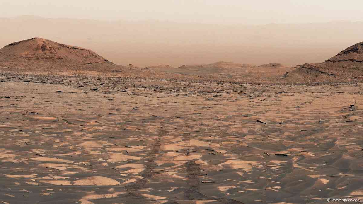 Curiosity climbs to new heights on Mars | Space photo of the day for Aug. 28, 2026