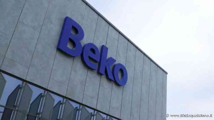 Beko, la rivolta degli operai di Fabriano: “Nei negozi vendono piani cottura fatti all’estero, noi in cassa integrazione”