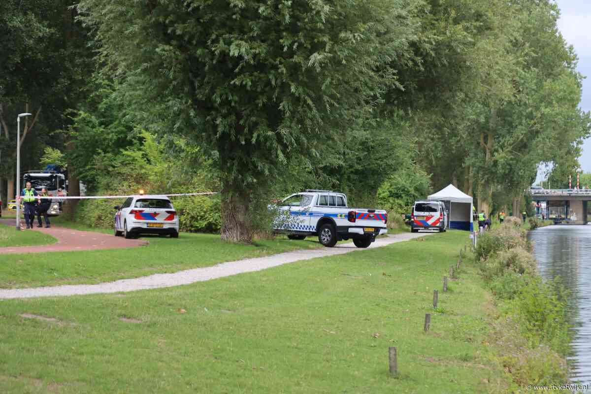 Overleden man aangetroffen in de Rijn