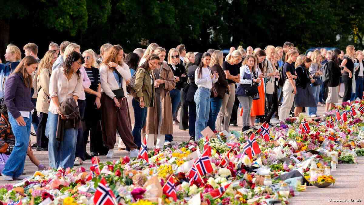 Norweger trauern um König Harald: Ansturm auf Blumen und Trauerkerzen im ganzen Land reißt nicht ab