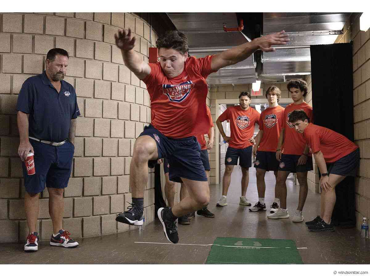 Training camp focus is not on teaching for Spitfires' head coach Walters