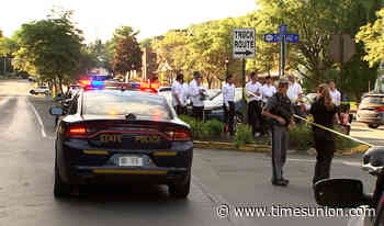 Driver charged after allegedly leaving scene of fatal Woodridge crash