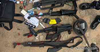 Police intercept two vehicles with illegal arms in Anambra, arrest nine